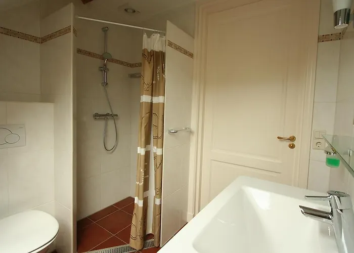 De Eek Nocleg ze śniadaniem *