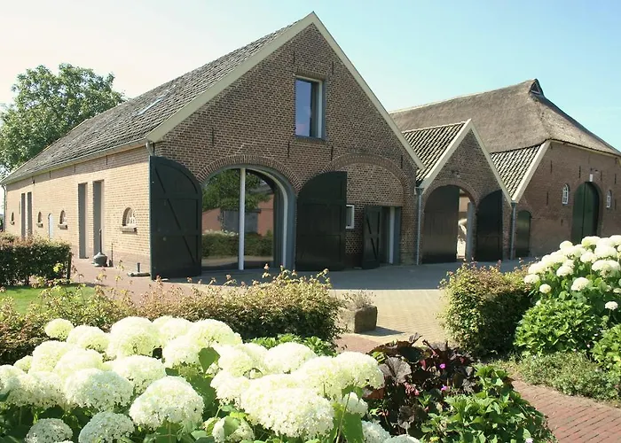 De Eek Отель типа 